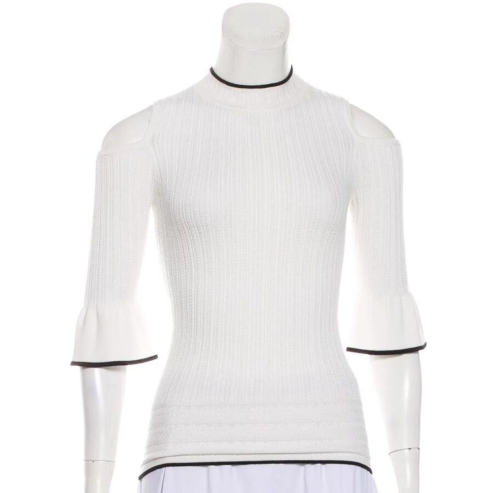 KAREN MILLEN Cold Shoulder Knit Top，Size XS